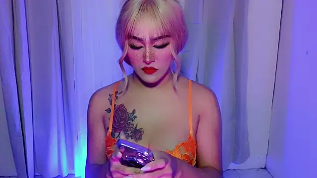 Snapshot of ChloeAsian chatting on May 2026 09:25:01 AM ChloeAsian online show from May 2026 09:25:01 AM