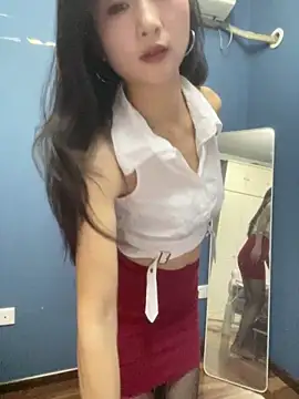 XiaoGui10 online show from April 2026 01:13:01 PM