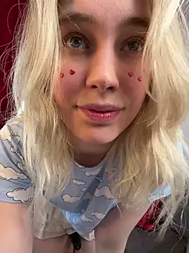 Snapshot of LovelyMiu chatting on February 2026 10:51:02 AM LovelyMiu online show from February 2026 10:51:02 AM