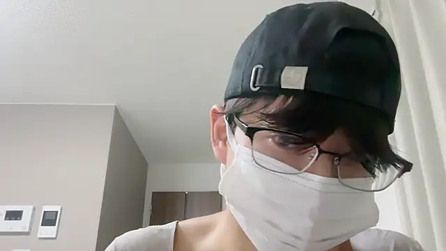 Snapshot of ninja_men chatting on February 2026 12:04:01 PM ninja men online show from February 2026 12:04:01 PM