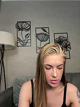 xXKelly bonb0nXx online show from March 2026 03:01:01 PM