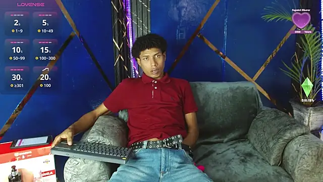 Snapshot of Walkers05 chatting on April 2026 06:04:02 PM Walkers05 online show from April 2026 06:04:02 PM