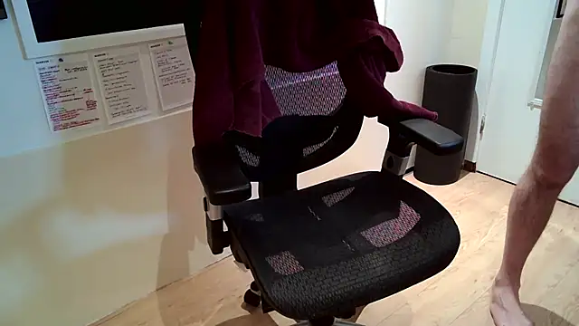 Scotsmanx online show from March 2026 04:21:01 PM