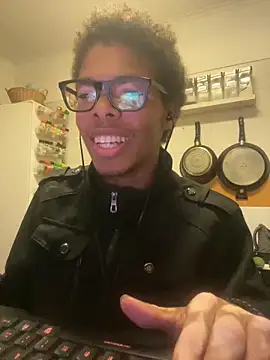 Snapshot of ELPikaPreta chatting on February 2026 03:57:02 AM ELPikaPreta online show from February 2026 03:57:02 AM