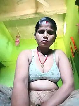 Pari rathore online show from February 2026 07:15:02 AM