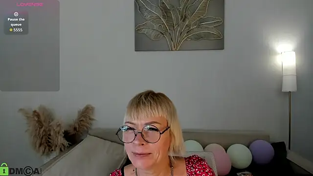Snapshot of Ann_Annise chatting on July 2026 12:39:01 AM Ann Annise online show from July 2026 12:39:01 AM
