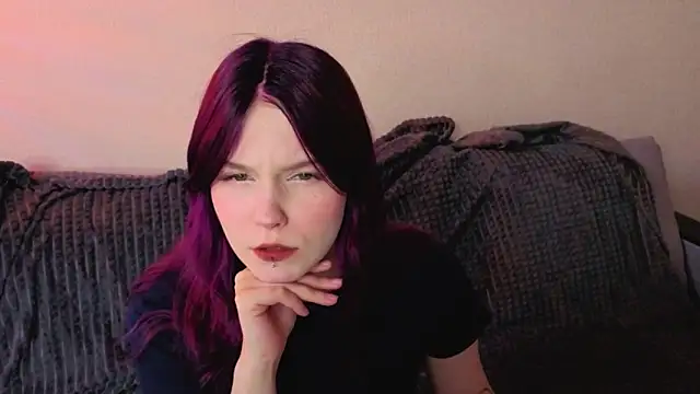 Julia Anis online show from March 2026 12:56:02 AM