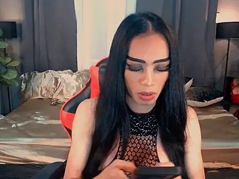 Snapshot of VeshtidaTS chatting on February 2026 06:40:02 AM VeshtidaTS online show from February 2026 06:40:02 AM