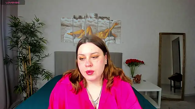 Snapshot of Valery_Grand chatting on February 2026 08:35:02 AM Valery Grand online show from February 2026 08:35:02 AM