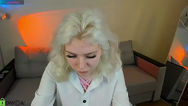 Snapshot of Kate_Krose chatting on February 2026 01:48:02 AM Kate Krose online show from February 2026 01:48:02 AM