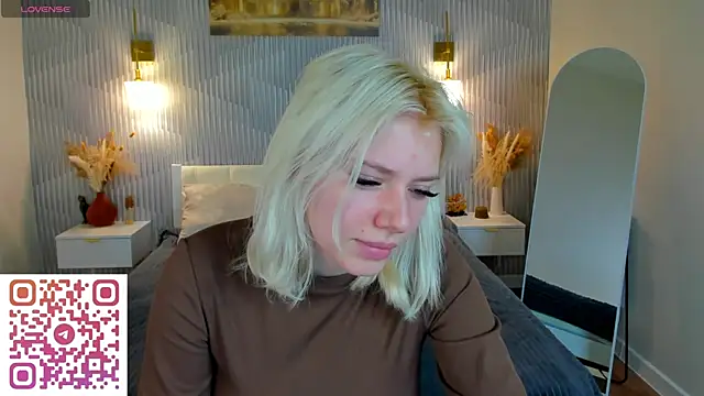 Kate Krose online show from April 2026 09:16:01 AM