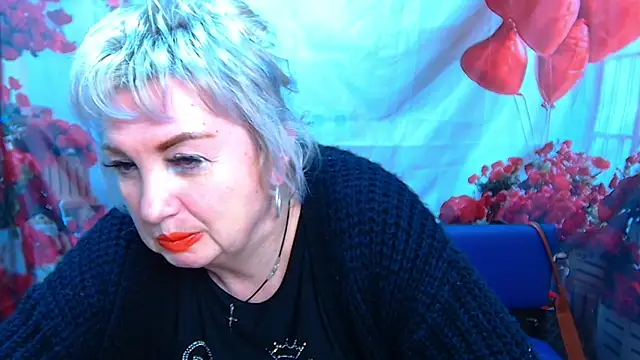 Snapshot of RenataDaster chatting on April 2026 05:10:02 PM RenataDaster online show from April 2026 05:10:02 PM