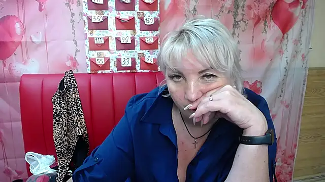 Snapshot of RenataDaster chatting on May 2026 02:08:02 AM RenataDaster online show from May 2026 02:08:02 AM
