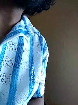 sanem4697 online show from April 2026 05:49:02 AM