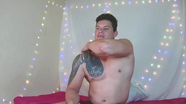 Snapshot of Eternalfuego chatting on February 2026 05:11:01 AM Eternalfuego online show from February 2026 05:11:01 AM