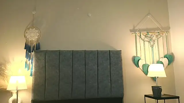 NatalyGuzman26 online show from March 2026 01:21:01 AM