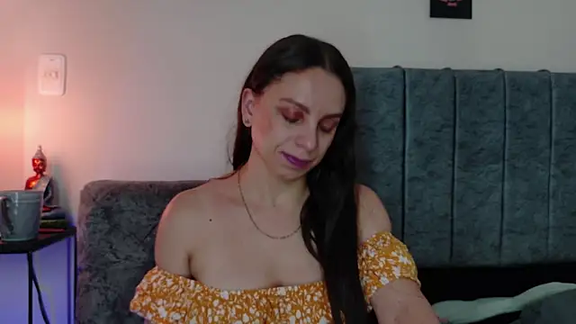 NatalyGuzman26 online show from March 2026 12:27:02 AM