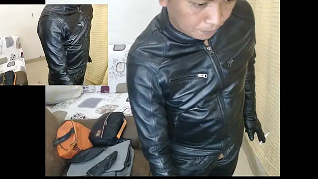 Snapshot of Leatherbdsm81 chatting on April 2026 03:04:01 PM Leatherbdsm81 online show from April 2026 03:04:01 PM