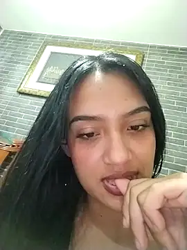 cynliu online show from February 2026 06:40:02 AM