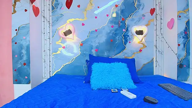 crystal love08 online show from February 2026 07:35:01 PM