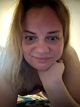 Snapshot of VitniKis chatting on February 2026 06:55:02 AM VitniKis online show from February 2026 06:55:02 AM