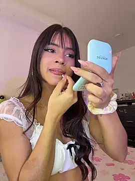 Snapshot of Chel__ chatting on March 2026 05:38:01 PM Chel online show from March 2026 05:38:01 PM