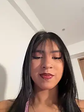 Snapshot of Chel__ chatting on April 2026 05:28:01 PM Chel online show from April 2026 05:28:01 PM