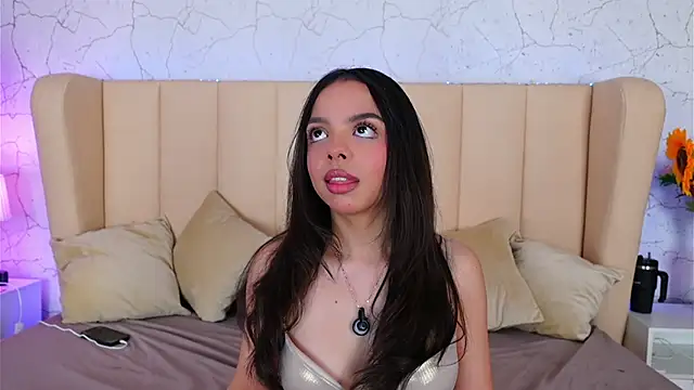 BambiRoses online show from March 2026 05:00:02 AM