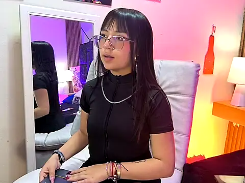Snapshot of mary_luckaysha_ chatting on May 2026 06:46:02 PM mary luckaysha online show from May 2026 06:46:02 PM