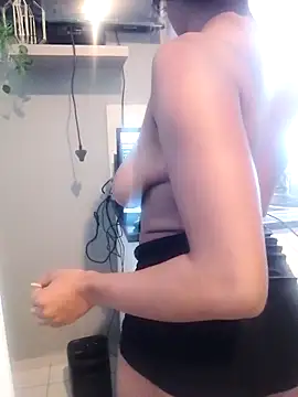 LADY-NESH online show from April 2026 04:37:01 AM