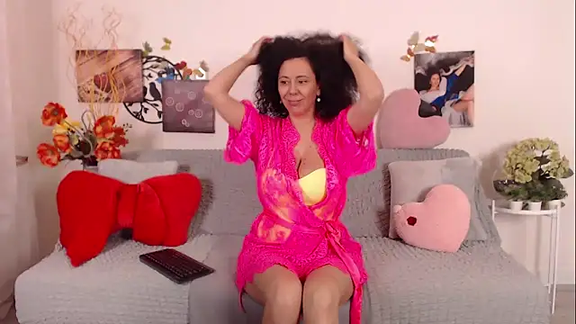 BettiAdamson online show from April 2026 06:52:01 AM