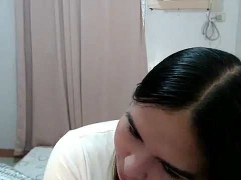 Snapshot of lovely_Janeee chatting on May 2026 10:14:02 PM lovely Janeee online show from May 2026 10:14:02 PM