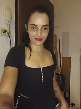 SoniaMoonnnnn online show from May 2026 09:01:02 PM