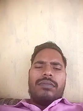 Snapshot of Rajustt chatting on April 2026 05:47:02 AM Rajustt online show from April 2026 05:47:02 AM