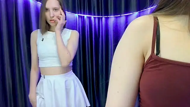 GloriaWalkerJr online show from March 2026 03:30:01 PM