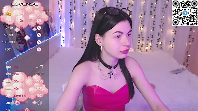 Stephanie Bloom online show from February 2026 07:31:01 PM