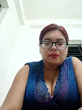 Snapshot of Elie_Hallway chatting on June 2026 06:40:01 PM Elie Hallway online show from June 2026 06:40:01 PM
