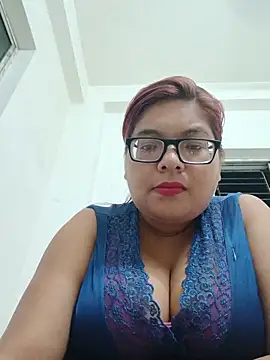 Snapshot of Elie_Hallway chatting on June 2026 07:04:01 PM Elie Hallway online show from June 2026 07:04:01 PM