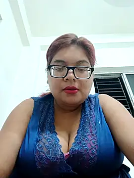 Snapshot of Elie_Hallway chatting on July 2026 06:25:02 PM Elie Hallway online show from July 2026 06:25:02 PM