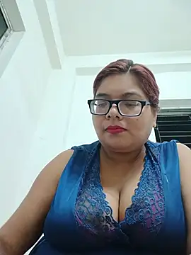 Snapshot of Elie_Hallway chatting on July 2026 06:47:02 PM Elie Hallway online show from July 2026 06:47:02 PM