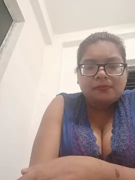 Snapshot of Elie_Hallway chatting on July 2026 06:35:02 PM Elie Hallway online show from July 2026 06:35:02 PM