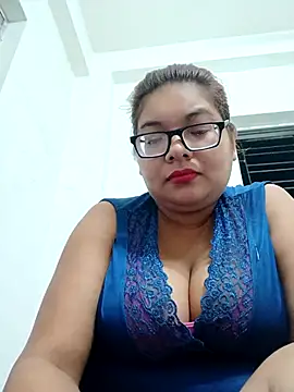 Snapshot of Elie_Hallway chatting on July 2026 05:45:02 PM Elie Hallway online show from July 2026 05:45:02 PM