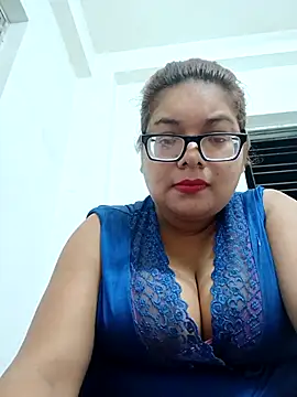 Snapshot of Elie_Hallway chatting on July 2026 06:20:01 PM Elie Hallway online show from July 2026 06:20:01 PM
