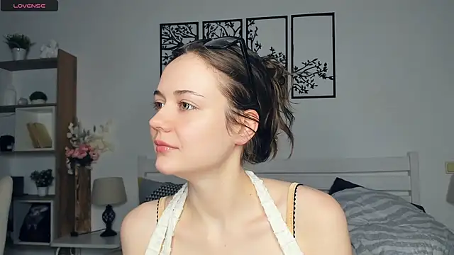 MalvinaTrafford online show from February 2026 08:27:01 PM