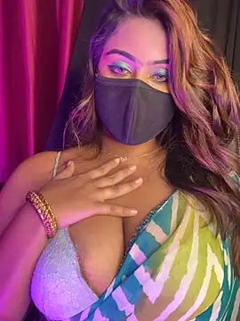 queen-panda online show from April 2026 04:42:02 PM