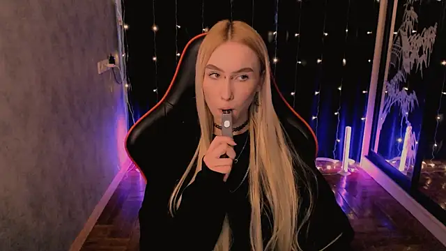 Snapshot of crybambi chatting on February 2026 07:41:02 AM crybambi online show from February 2026 07:41:02 AM