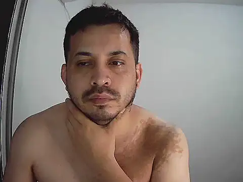 Snapshot of JonatanBail chatting on February 2026 12:47:02 PM JonatanBail online show from February 2026 12:47:02 PM