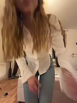 romyxxs online show from April 2026 12:09:02 AM