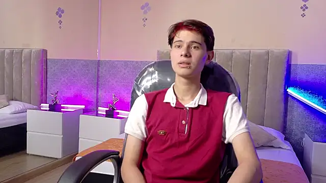 Derek Sinn online show from April 2026 07:56:01 PM