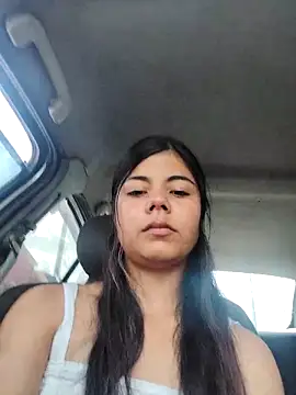 Snapshot of Roxan_King chatting on February 2026 04:03:02 PM Roxan King online show from February 2026 04:03:02 PM